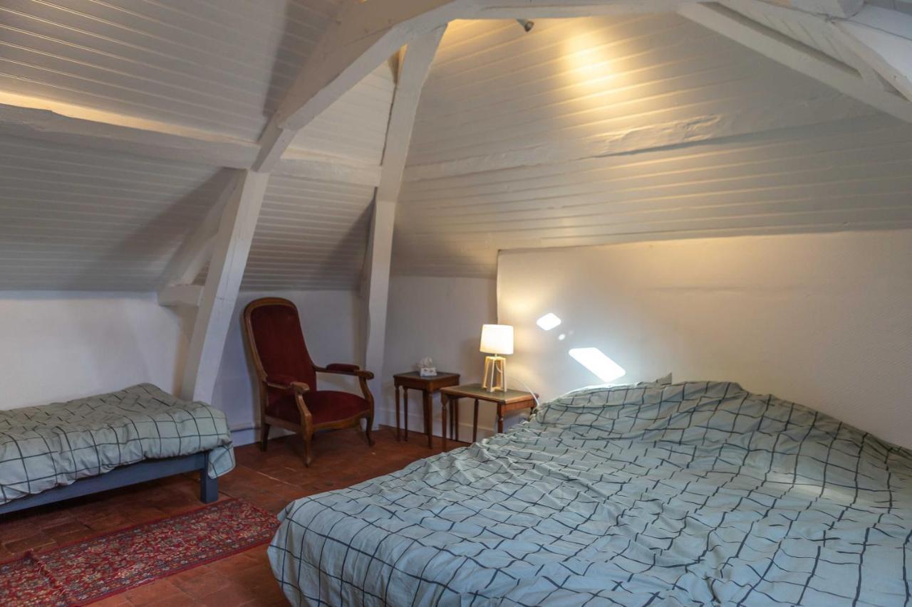 Chambre D'Hotes Les Jardins De Marie, Sci Charles III 베르네 외부 사진