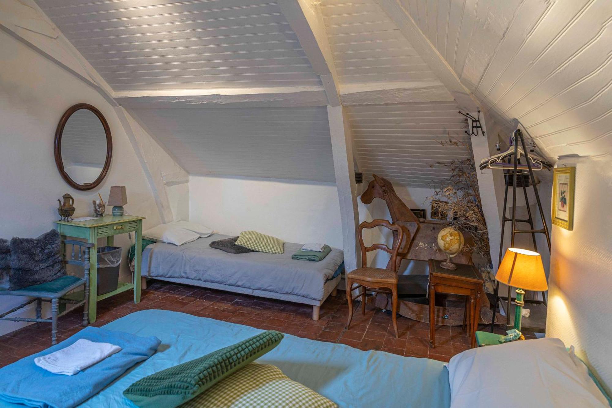 Chambre D'Hotes Les Jardins De Marie, Sci Charles III 베르네 외부 사진